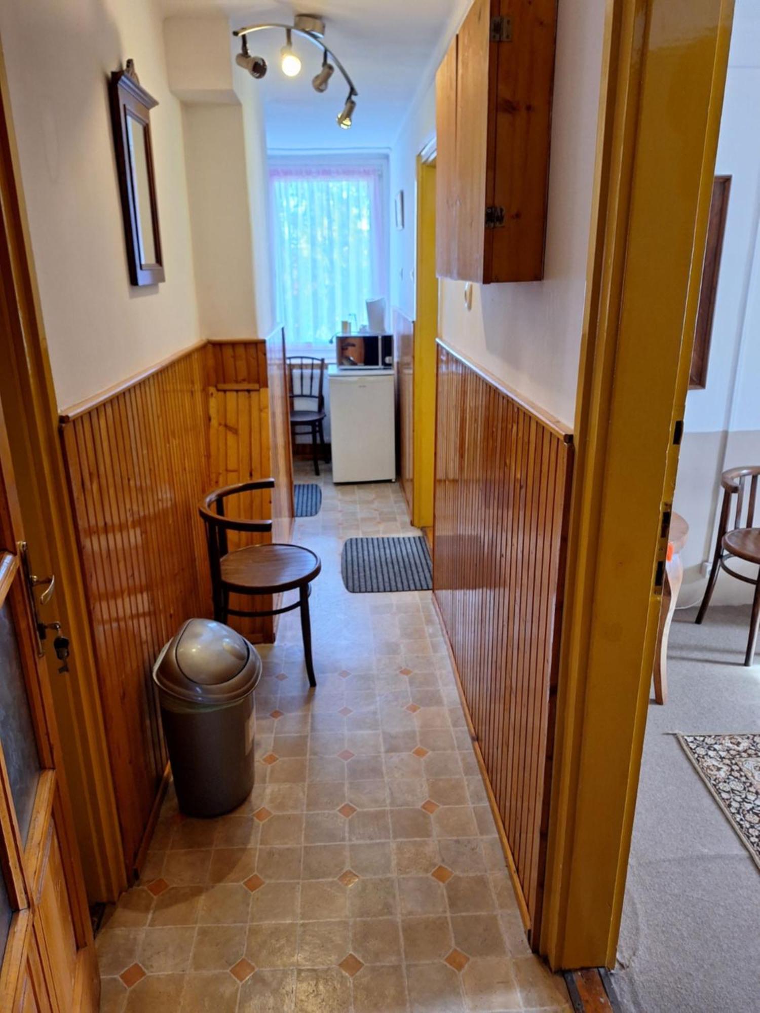 Bed and Breakfast Fenyo Panzio à Mezőkövesd Extérieur photo
